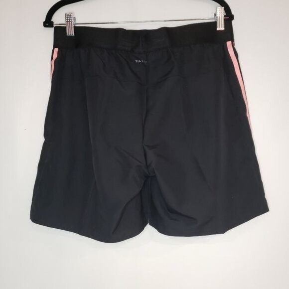 NWT Adidas TC shorts - Size‎ Medium - Picture 3 of 7